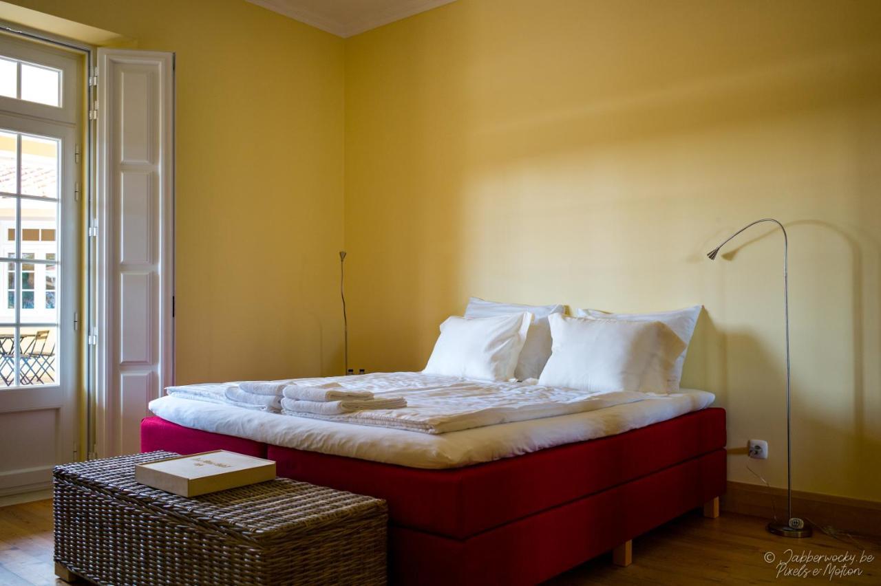 Bed and Breakfast Casa Pedra Nobre Nadadouro Екстер'єр фото